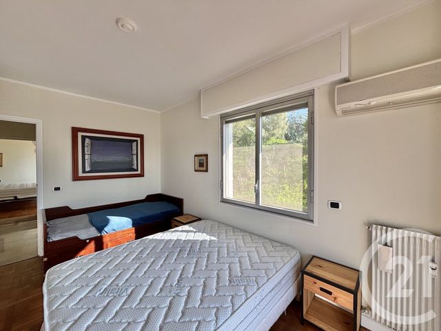 Appartement F3 &agrave; louer - 3 pi&egrave;ces - 71,77 m2 - Menton - 06 - PROVENCE-ALPES-COTE-D-AZUR