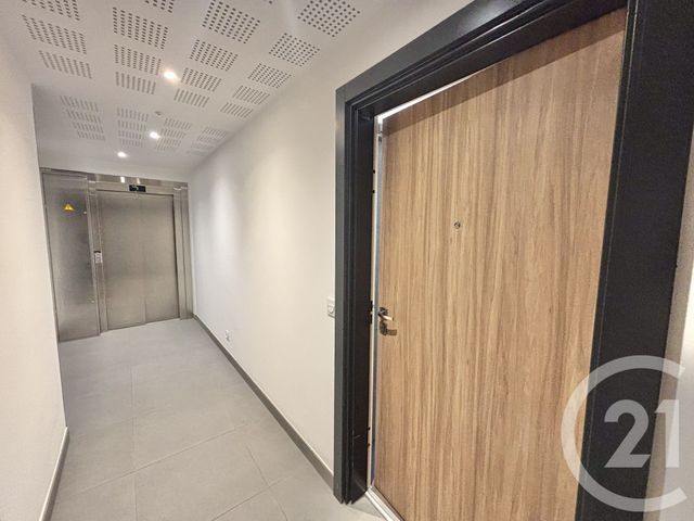 Appartement F3 &agrave; louer - 3 pi&egrave;ces - 55,21 m2 - Roquebrune Cap Martin - 06 - PROVENCE-ALPES-COTE-D-AZUR