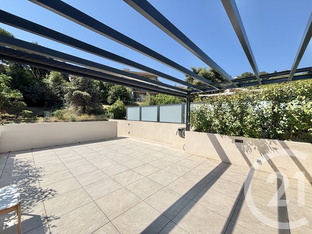 Appartement F3 &agrave; louer - 3 pi&egrave;ces - 55,21 m2 - Roquebrune Cap Martin - 06 - PROVENCE-ALPES-COTE-D-AZUR