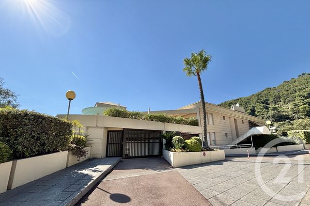 Appartement F2 &agrave; louer - 2 pi&egrave;ces - 57,04 m2 - Beausoleil - 06 - PROVENCE-ALPES-COTE-D-AZUR
