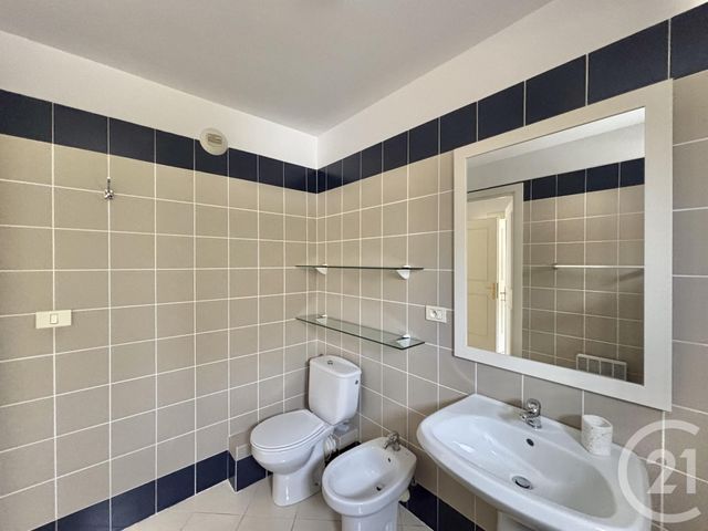 Appartement F2 &agrave; louer - 2 pi&egrave;ces - 57,04 m2 - Beausoleil - 06 - PROVENCE-ALPES-COTE-D-AZUR