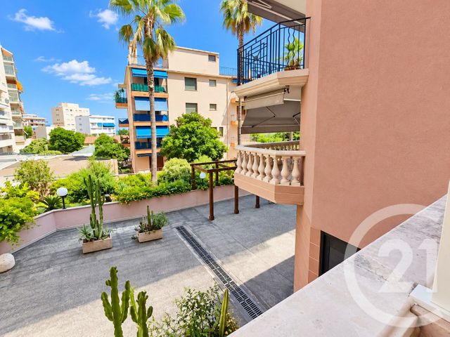 Appartement F3 &agrave; vendre - 3 pi&egrave;ces - 66,82 m2 - Roquebrune Cap Martin - 06 - PROVENCE-ALPES-COTE-D-AZUR