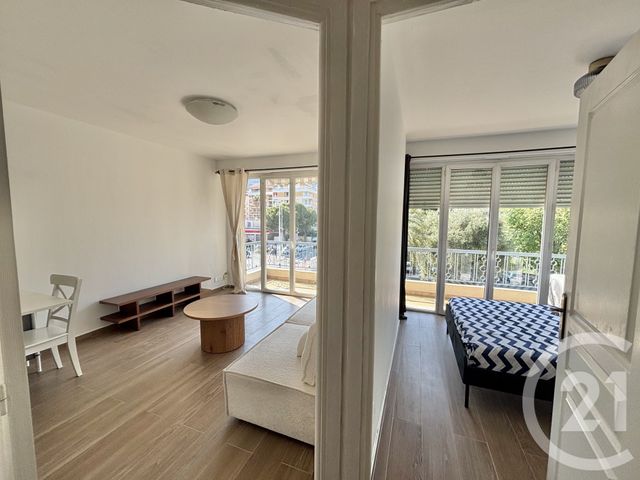 Appartement F2 &agrave; louer - 2 pi&egrave;ces - 31,38 m2 - Menton - 06 - PROVENCE-ALPES-COTE-D-AZUR