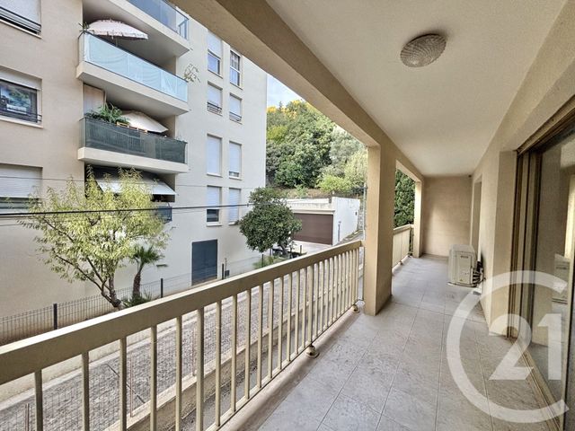 Appartement F2 &agrave; louer - 2 pi&egrave;ces - 54,38 m2 - Menton - 06 - PROVENCE-ALPES-COTE-D-AZUR