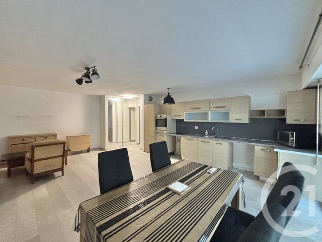 Appartement F2 &agrave; louer - 2 pi&egrave;ces - 54,38 m2 - Menton - 06 - PROVENCE-ALPES-COTE-D-AZUR