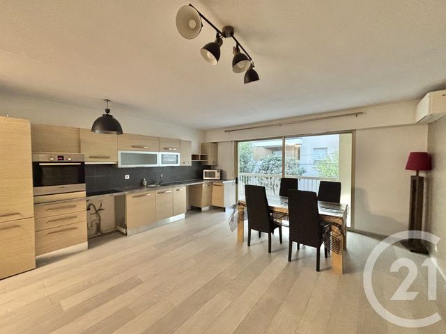 Appartement F2 &agrave; louer - 2 pi&egrave;ces - 54,38 m2 - Menton - 06 - PROVENCE-ALPES-COTE-D-AZUR