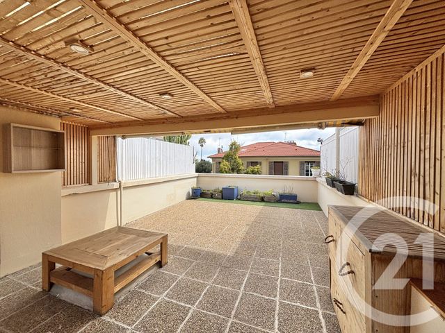 Appartement F2 &agrave; louer - 2 pi&egrave;ces - 42,79 m2 - Roquebrune Cap Martin - 06 - PROVENCE-ALPES-COTE-D-AZUR