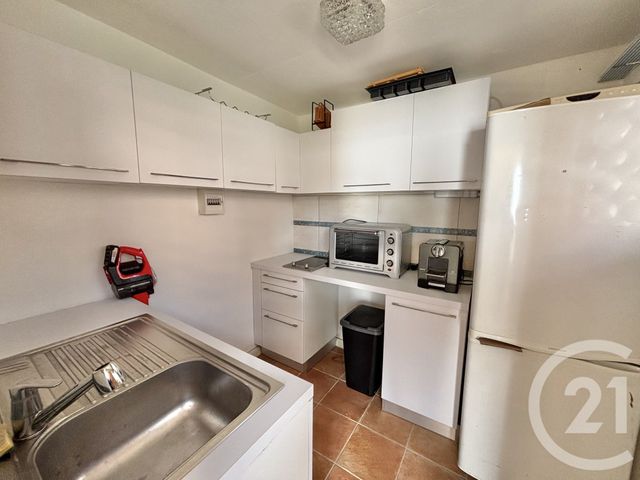 Appartement F2 &agrave; louer - 2 pi&egrave;ces - 42,79 m2 - Roquebrune Cap Martin - 06 - PROVENCE-ALPES-COTE-D-AZUR