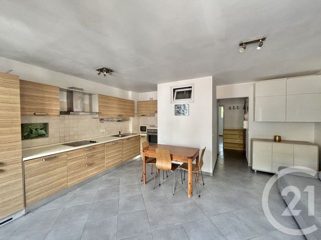 Appartement F2 bis &agrave; louer - 2 pi&egrave;ces - 47,59 m2 - Menton - 06 - PROVENCE-ALPES-COTE-D-AZUR