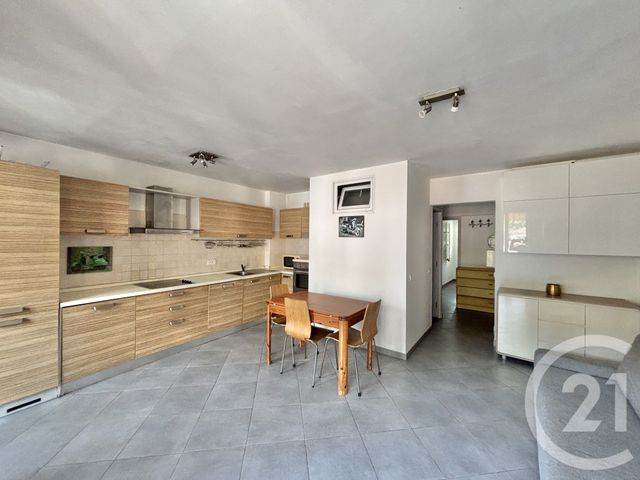 Appartement F2 bis &agrave; louer - 2 pi&egrave;ces - 47,59 m2 - Menton - 06 - PROVENCE-ALPES-COTE-D-AZUR