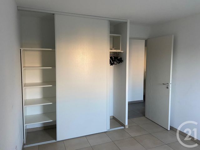 Appartement T3 &agrave; louer - 3 pi&egrave;ces - 54,71 m2 - Frejus - 83 - PROVENCE-ALPES-COTE-D-AZUR