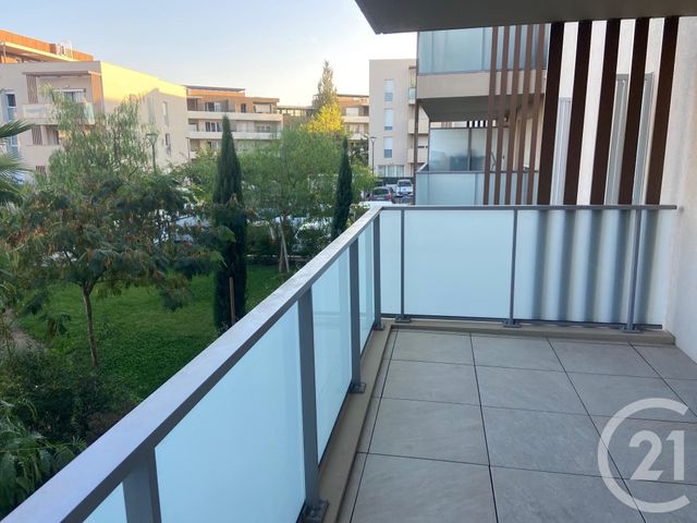 Appartement T3 &agrave; louer - 3 pi&egrave;ces - 54,71 m2 - Frejus - 83 - PROVENCE-ALPES-COTE-D-AZUR