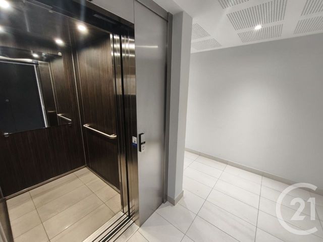 Appartement F2 &agrave; vendre - 2 pi&egrave;ces - 39,82 m2 - Beausoleil - 06 - PROVENCE-ALPES-COTE-D-AZUR