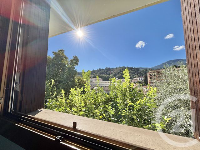 Appartement F2 &agrave; louer - 2 pi&egrave;ces - 53,29 m2 - Menton - 06 - PROVENCE-ALPES-COTE-D-AZUR