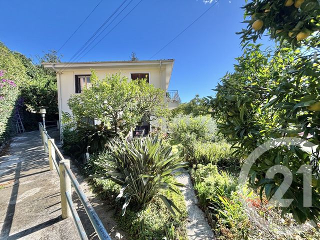Appartement F2 &agrave; louer - 2 pi&egrave;ces - 53,29 m2 - Menton - 06 - PROVENCE-ALPES-COTE-D-AZUR