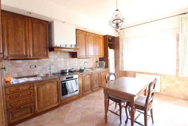 Maison &agrave; vendre - 5 pi&egrave;ces - 149 m2 - Roquebrune Cap Martin - 06 - PROVENCE-ALPES-COTE-D-AZUR