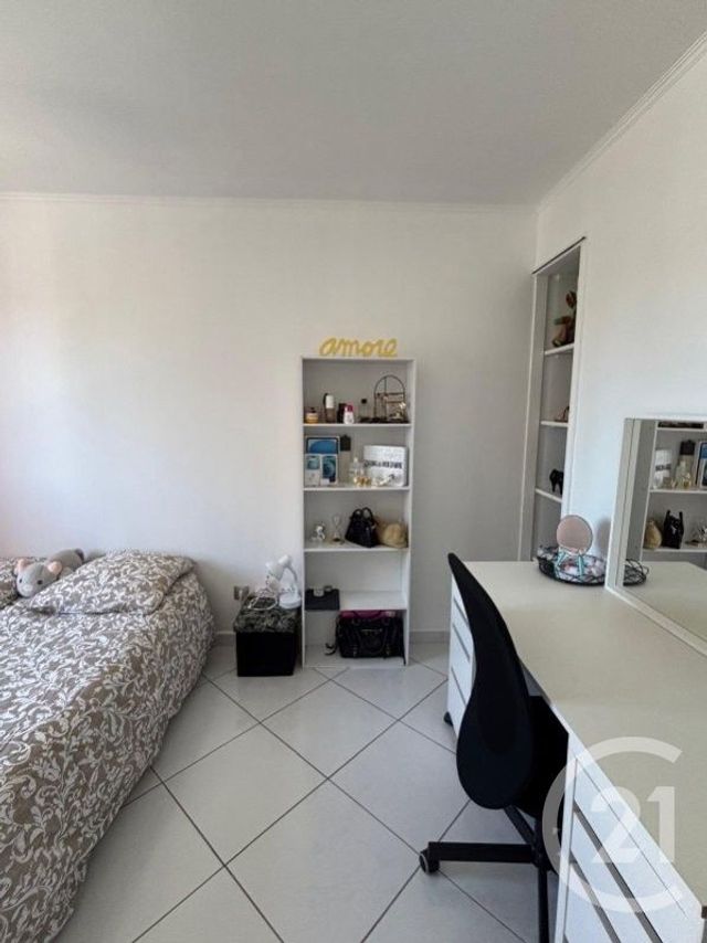Appartement T5 &agrave; vendre - 5 pi&egrave;ces - 94 m2 - La Garde - 83 - PROVENCE-ALPES-COTE-D-AZUR