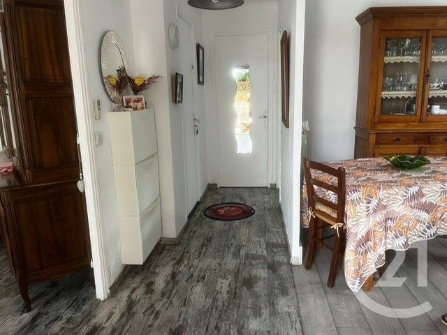 Appartement F3 &agrave; louer - 3 pi&egrave;ces - 58,72 m2 - La Garde - 83 - PROVENCE-ALPES-COTE-D-AZUR