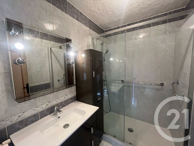 Appartement F3 à vendre - 3 pièces - 62 m2 - La Garde - 83 - PROVENCE-ALPES-COTE-D-AZUR