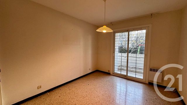 Appartement F3 à vendre - 3 pièces - 62,43 m2 - Toulon - 83 - PROVENCE-ALPES-COTE-D-AZUR