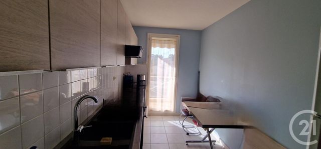 Appartement T3 &agrave; vendre - 3 pi&egrave;ces - 70 m2 - Hyeres - 83 - PROVENCE-ALPES-COTE-D-AZUR