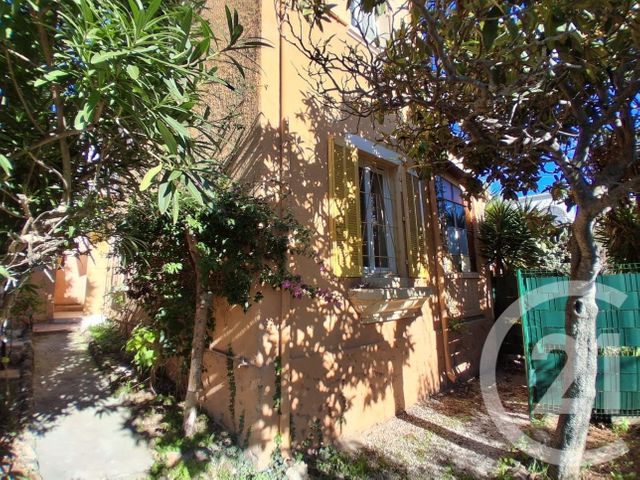 maison - TOULON - 83