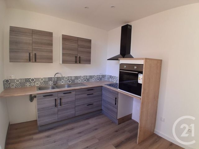 Maison à louer - 2 pièces - 64,40 m2 - Toulon - 83 - PROVENCE-ALPES-COTE-D-AZUR