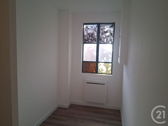 Maison à louer - 2 pièces - 64,40 m2 - Toulon - 83 - PROVENCE-ALPES-COTE-D-AZUR