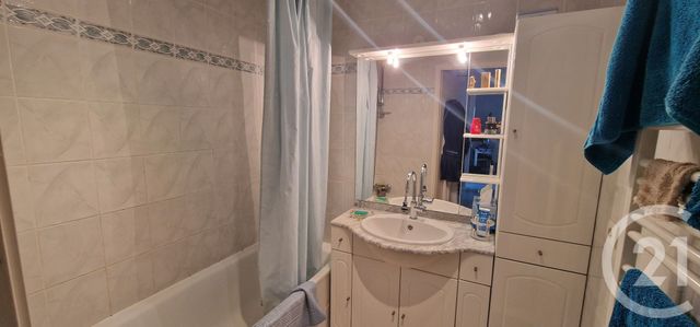 Appartement T2 &agrave; vendre - 2 pi&egrave;ces - 49,40 m2 - Hyeres - 83 - PROVENCE-ALPES-COTE-D-AZUR