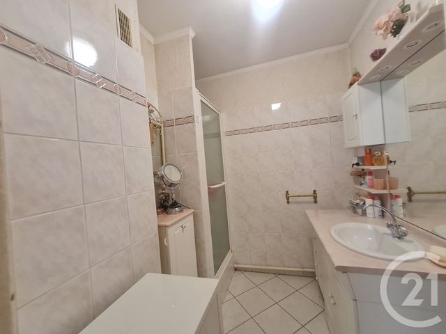 Appartement F4 &agrave; vendre - 4 pi&egrave;ces - 76,24 m2 - La Garde - 83 - PROVENCE-ALPES-COTE-D-AZUR