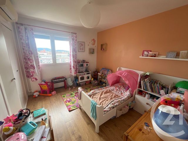 Appartement F5 &agrave; vendre - 5 pi&egrave;ces - 92,13 m2 - La Garde - 83 - PROVENCE-ALPES-COTE-D-AZUR