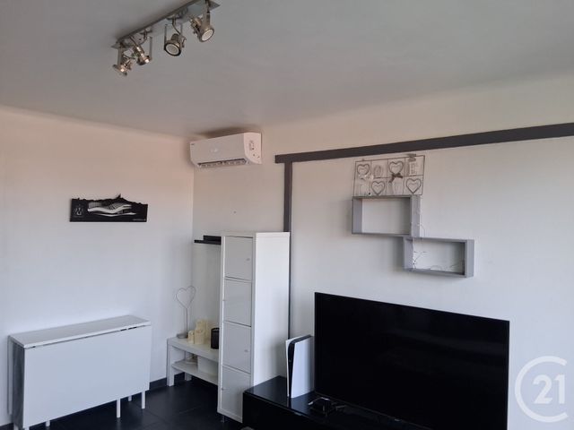 Appartement F3 &agrave; louer - 3 pi&egrave;ces - 53,40 m2 - Aubagne - 13 - PROVENCE-ALPES-COTE-D-AZUR