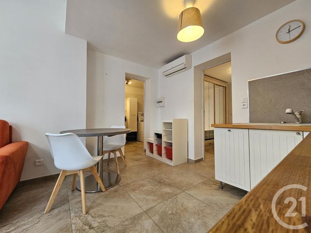 Appartement F2 &agrave; louer - 2 pi&egrave;ces - 31,49 m2 - La Garde - 83 - PROVENCE-ALPES-COTE-D-AZUR