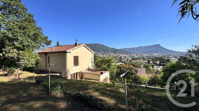 maison - TOULON - 83