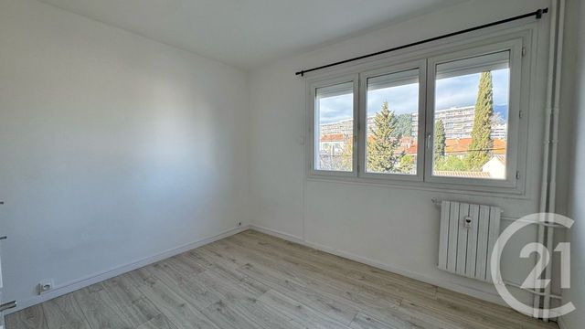 Appartement F3 &agrave; vendre - 3 pi&egrave;ces - 60,04 m2 - La Garde - 83 - PROVENCE-ALPES-COTE-D-AZUR