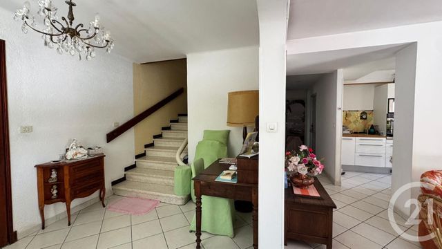 Maison &agrave; vendre - 7 pi&egrave;ces - 160 m2 - La Garde - 83 - PROVENCE-ALPES-COTE-D-AZUR