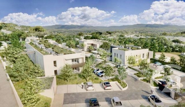 Appartement F3 &agrave; vendre - 3 pi&egrave;ces - 65 m2 - La Farlede - 83 - PROVENCE-ALPES-COTE-D-AZUR