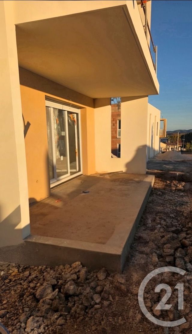 Appartement F3 &agrave; vendre - 3 pi&egrave;ces - 65 m2 - La Farlede - 83 - PROVENCE-ALPES-COTE-D-AZUR