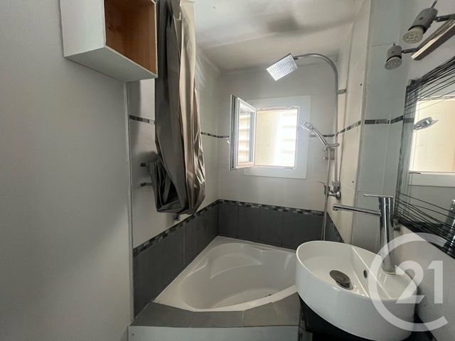 Appartement F2 &agrave; vendre - 2 pi&egrave;ces - 38,04 m2 - Toulon - 83 - PROVENCE-ALPES-COTE-D-AZUR