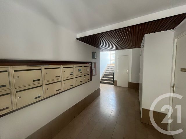 Appartement F2 &agrave; vendre - 2 pi&egrave;ces - 38,04 m2 - Toulon - 83 - PROVENCE-ALPES-COTE-D-AZUR