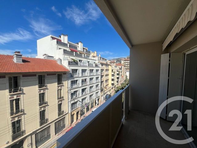 Appartement F2 &agrave; vendre - 2 pi&egrave;ces - 38,04 m2 - Toulon - 83 - PROVENCE-ALPES-COTE-D-AZUR