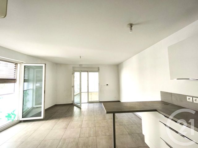 Appartement T3 &agrave; vendre - 3 pi&egrave;ces - 53,50 m2 - Toulon - 83 - PROVENCE-ALPES-COTE-D-AZUR