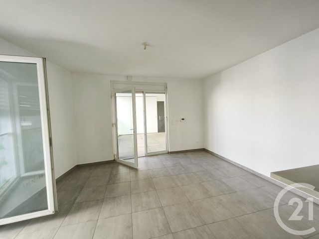 Appartement T3 &agrave; vendre - 3 pi&egrave;ces - 53,50 m2 - Toulon - 83 - PROVENCE-ALPES-COTE-D-AZUR