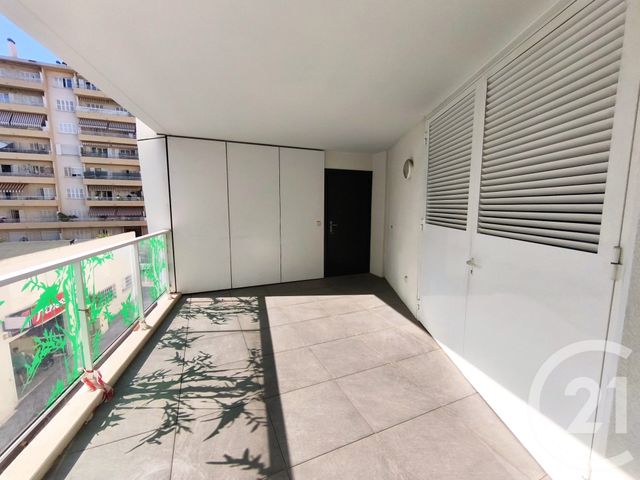 Appartement T3 &agrave; vendre - 3 pi&egrave;ces - 53,50 m2 - Toulon - 83 - PROVENCE-ALPES-COTE-D-AZUR