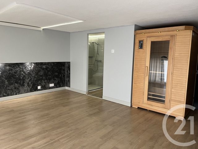 Appartement Duplex &agrave; louer - 2 pi&egrave;ces - 62,48 m2 - Toulon - 83 - PROVENCE-ALPES-COTE-D-AZUR