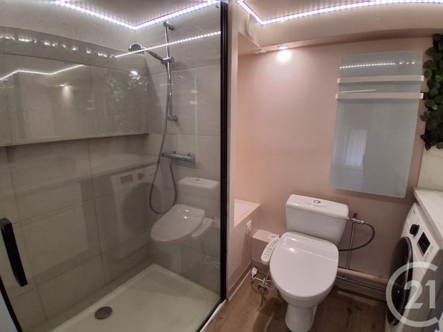 Appartement Duplex &agrave; louer - 2 pi&egrave;ces - 62,48 m2 - Toulon - 83 - PROVENCE-ALPES-COTE-D-AZUR