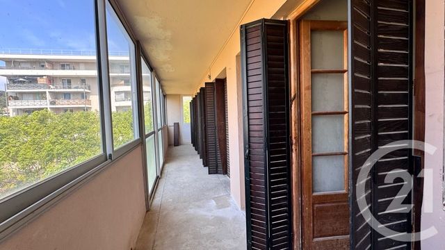 Appartement T4 &agrave; vendre - 4 pi&egrave;ces - 67 m2 - La Garde - 83 - PROVENCE-ALPES-COTE-D-AZUR