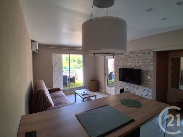 Appartement F2 &agrave; louer - 2 pi&egrave;ces - 34,70 m2 - La Valette Du Var - 83 - PROVENCE-ALPES-COTE-D-AZUR