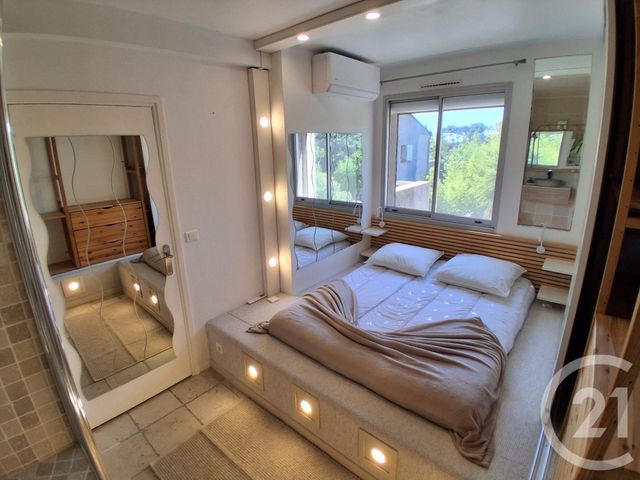 Appartement F2 &agrave; louer - 2 pi&egrave;ces - 34,70 m2 - La Valette Du Var - 83 - PROVENCE-ALPES-COTE-D-AZUR