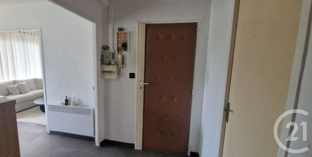 Appartement T3 &agrave; vendre - 4 pi&egrave;ces - 80 m2 - Hyeres - 83 - PROVENCE-ALPES-COTE-D-AZUR